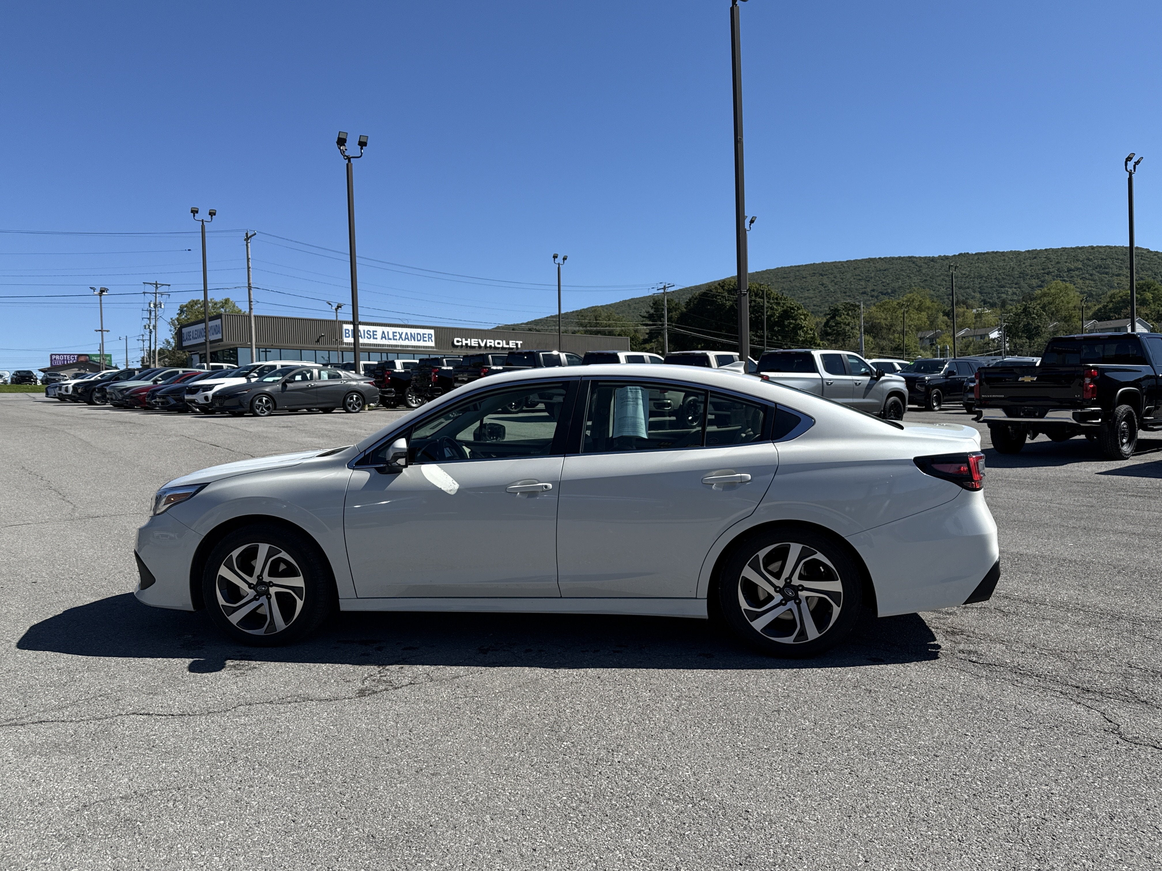 2022 Subaru Legacy Limited XT