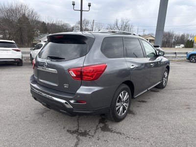 2020 Nissan Pathfinder SV