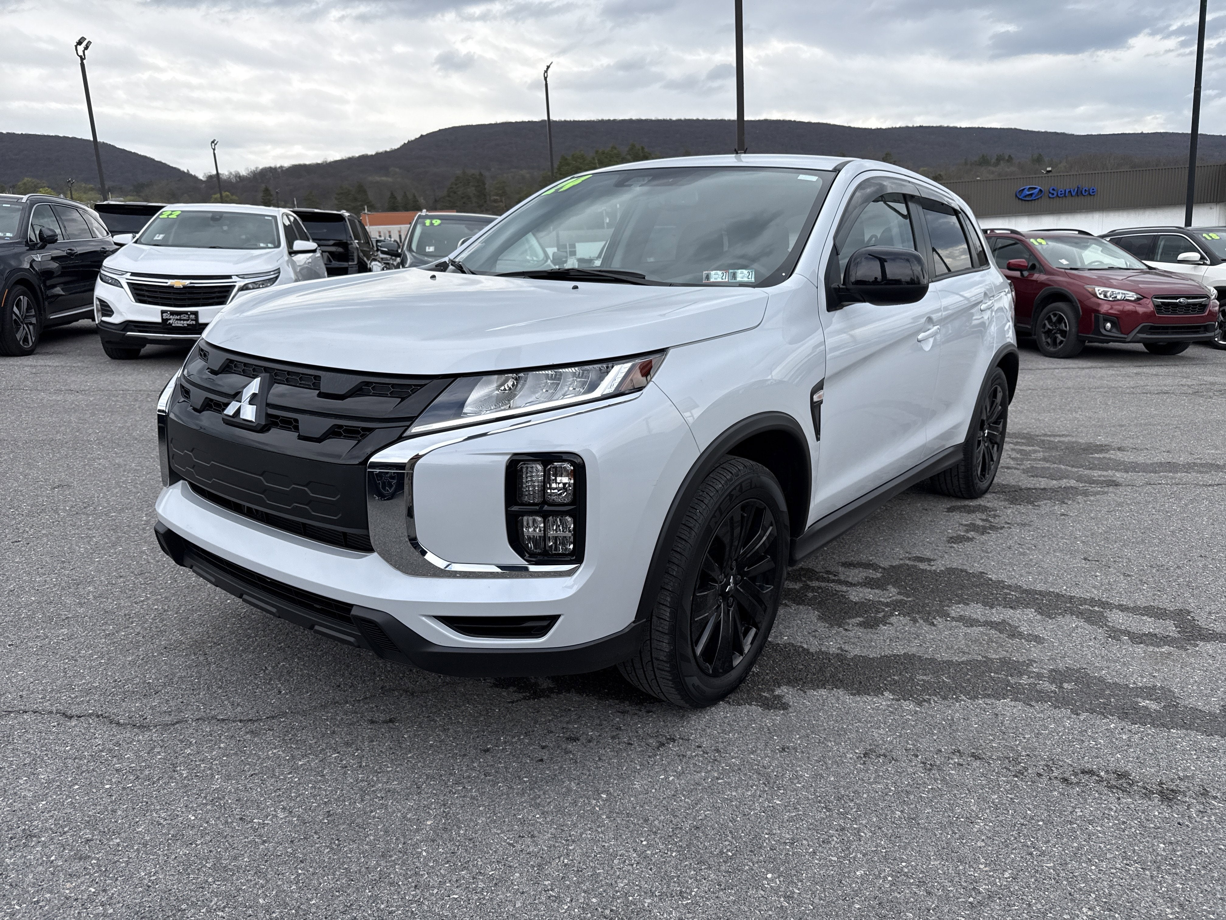 2024 Mitsubishi Outlander Sport 2.0 LE