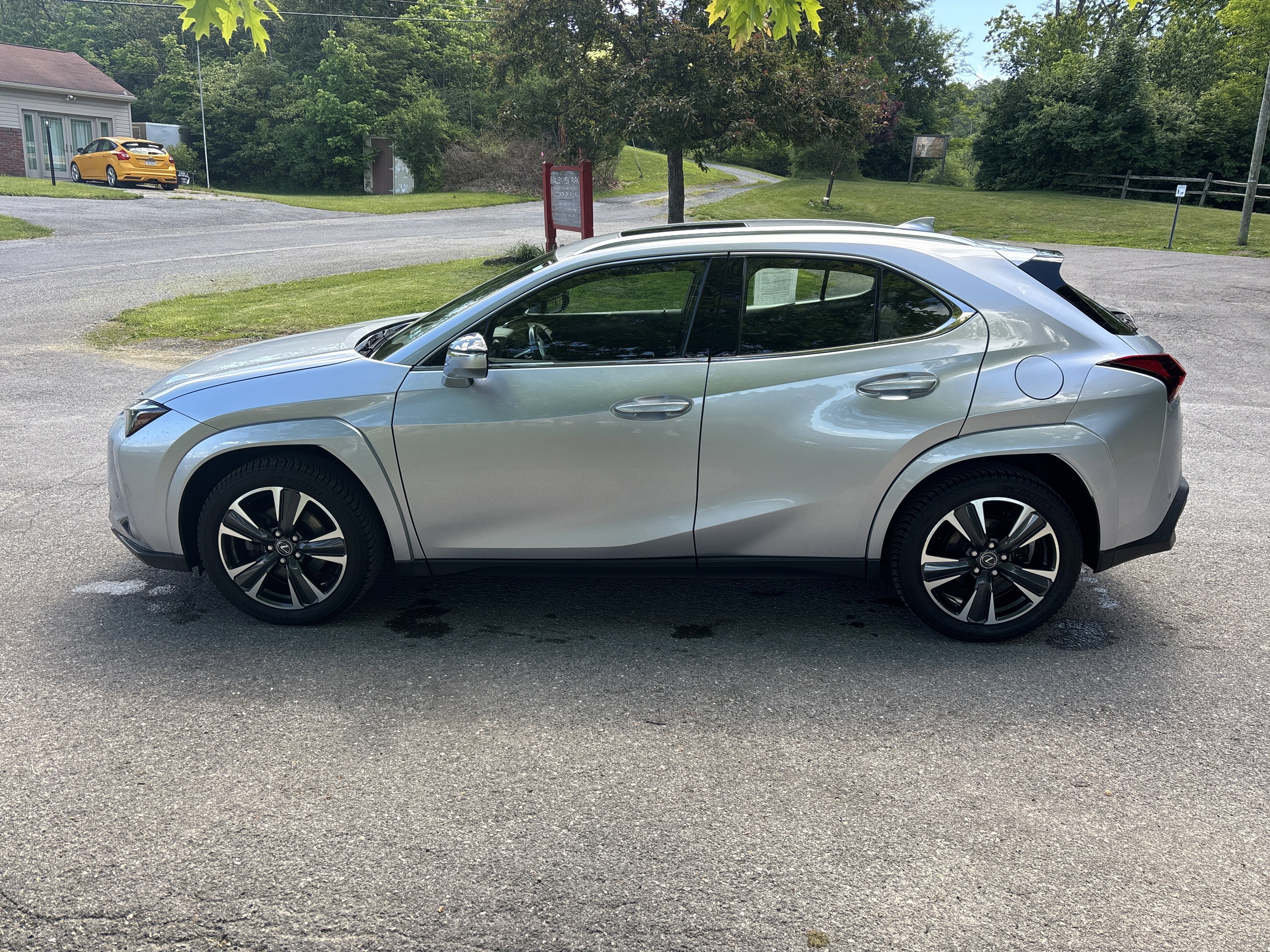 2024 Lexus UX UX 250h Premium