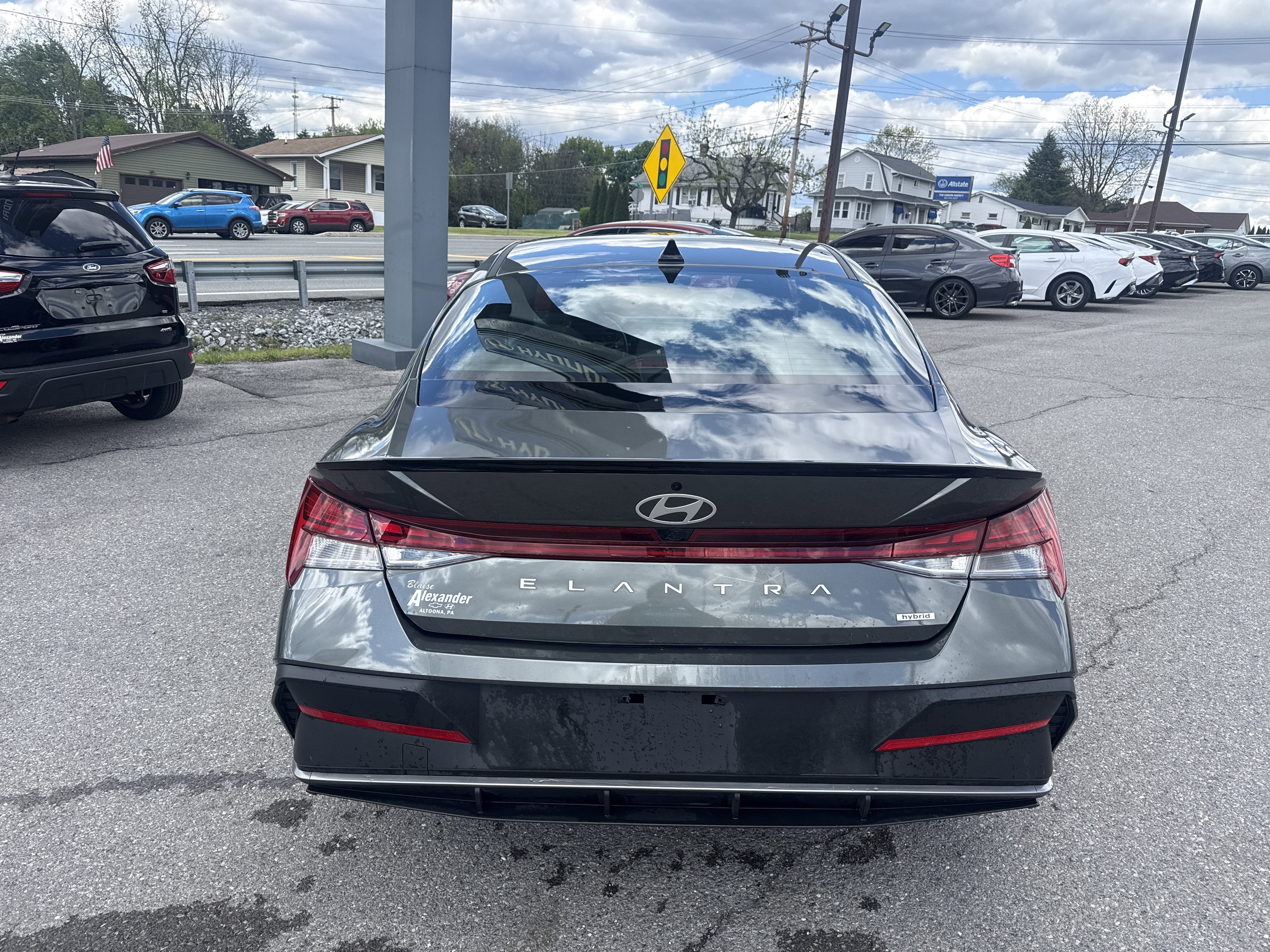 2025 Hyundai Elantra Hybrid SEL Sport