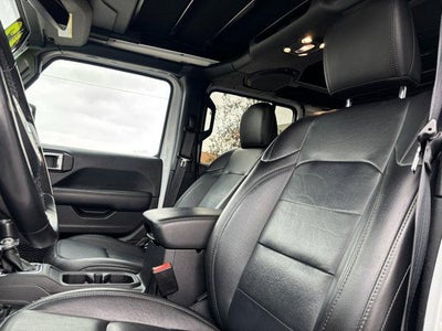 2022 Jeep Wrangler Unlimited Sahara Altitude 4x4