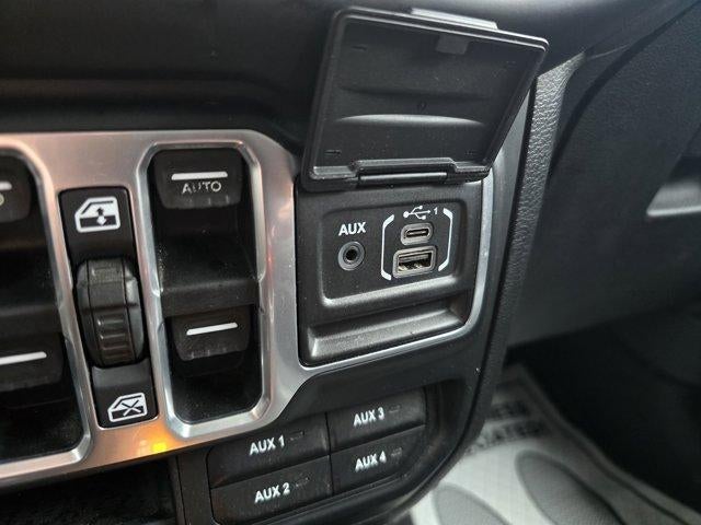 2018 Jeep Wrangler Unlimited Sahara 4x4