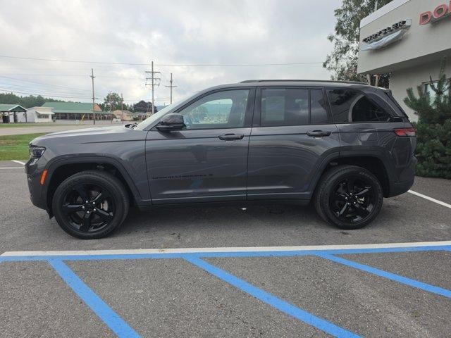 2022 Jeep Grand Cherokee Altitude 4x4