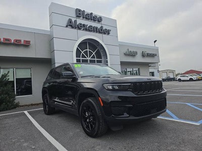 2025 Jeep Grand Cherokee Altitude 4x4