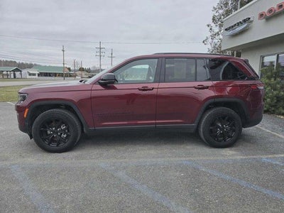 2025 Jeep Grand Cherokee Altitude 4x4