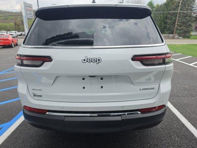2024 Jeep Grand Cherokee L Laredo 4x4
