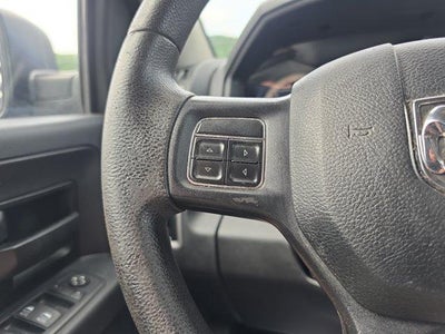 2016 RAM 1500 4WD Quad Cab 6.4 Ft Box Express