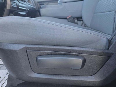 2019 RAM 1500 Classic Express 4x4 Crew Cab 5'7" Box