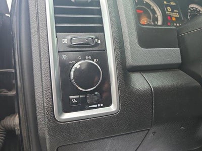 2019 RAM 1500 Classic SLT 4x4 Crew Cab 6'4" Box