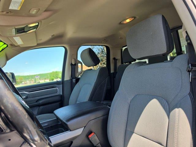 2020 RAM 1500 Big Horn 4x4 Quad Cab 6'4" Box