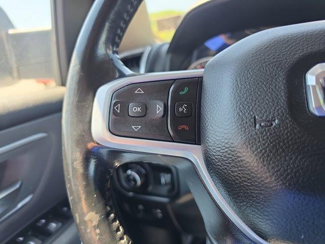 2020 RAM 1500 Big Horn 4x4 Quad Cab 6'4" Box