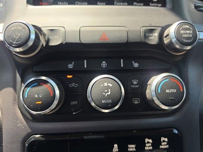 2020 RAM 1500 Big Horn 4x4 Quad Cab 6'4" Box