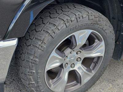 2019 RAM 1500 Laramie 4x4 Quad Cab 6'4" Box