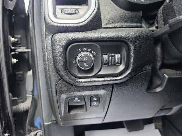 2019 RAM 1500 Laramie 4x4 Quad Cab 6'4" Box
