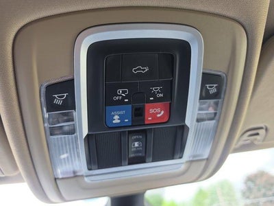 2019 RAM 1500 Laramie 4x4 Quad Cab 6'4" Box