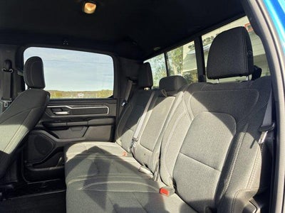 2020 RAM 1500 Big Horn 4x4 Crew Cab 5'7" Box