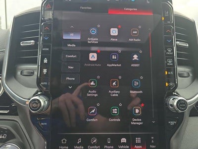 2026 RAM 1500 Laramie 4x4 Crew Cab 5'7" Box