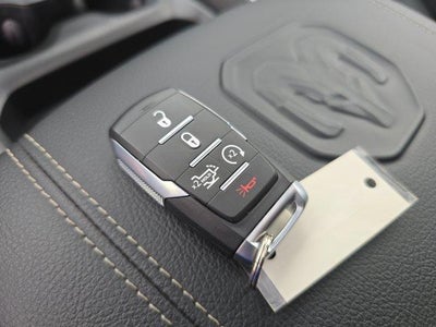 2026 RAM 1500 Laramie 4x4 Crew Cab 5'7" Box