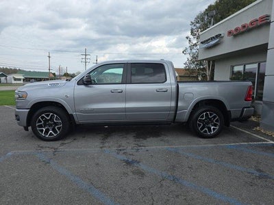2026 RAM 1500 Laramie 4x4 Crew Cab 5'7" Box