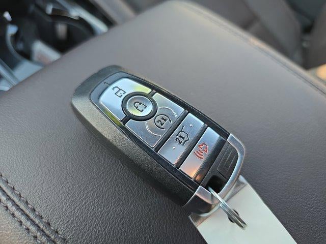 2025 Ford Explorer Platinum 4WD