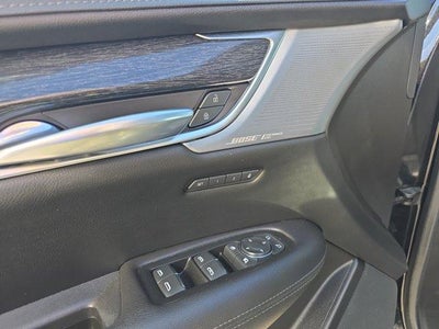 2022 Cadillac XT5 AWD 4dr Premium Luxury