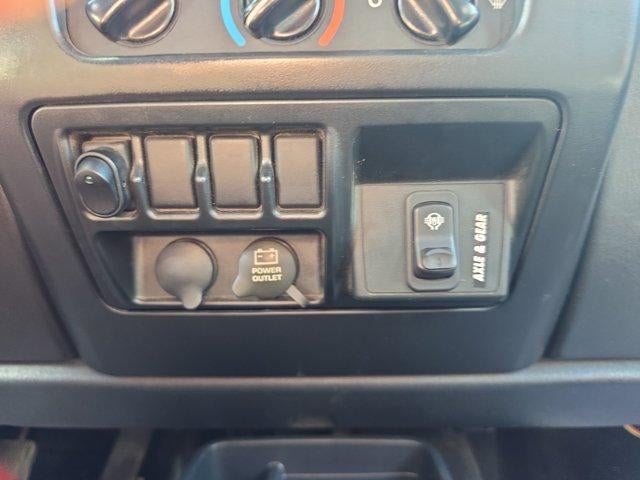 2005 Jeep Wrangler X