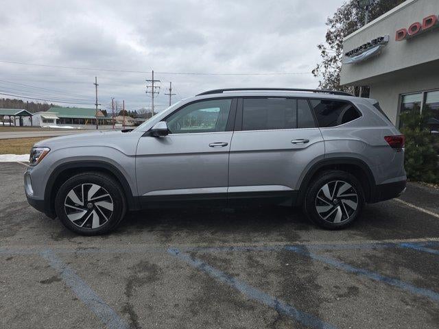 2025 Volkswagen Atlas 2.0T SE w/Technology 4MOTION