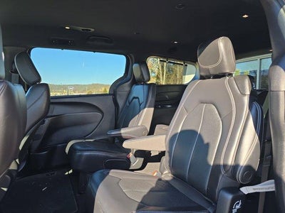 2021 Chrysler Pacifica Touring L AWD