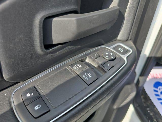 2024 RAM 3500 Tradesman 4x4 Reg Cab 8' Box