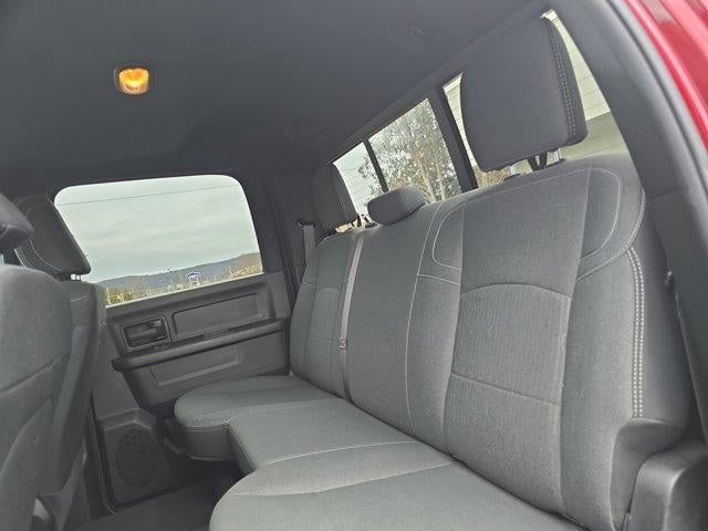 2022 RAM 3500 Tradesman 4x4 Crew Cab 8' Box