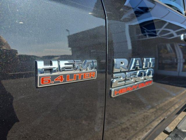 2017 RAM 2500 SLT 4x4 Crew Cab 6'4" Box