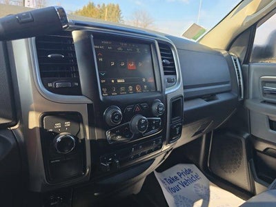2017 RAM 2500 SLT 4x4 Crew Cab 6'4" Box