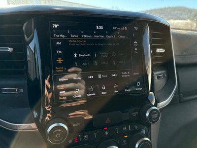 2019 RAM 2500 Laramie 4x4 Crew Cab 6'4" Box