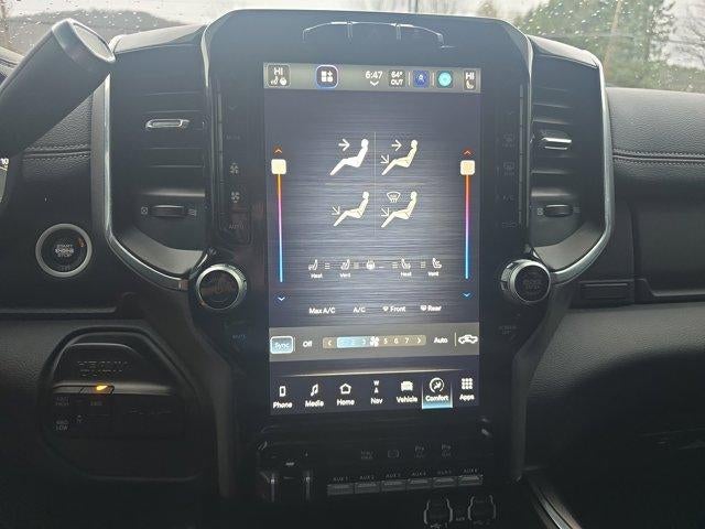 2022 RAM 2500 Laramie 4x4 Crew Cab 6'4" Box