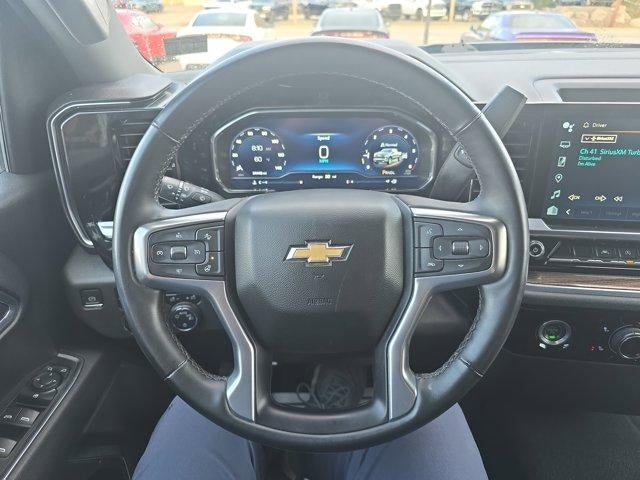 2023 Chevrolet Silverado 1500 Crew Cab Short Box 4-Wheel Drive LT 2FL