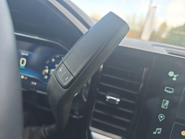 2023 Chevrolet Silverado 1500 Crew Cab Short Box 4-Wheel Drive LT 2FL