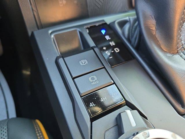 2025 Toyota Tacoma 4WD 4WD Trailhunter Hybrid Double Cab 5' Bed AT (Natl)