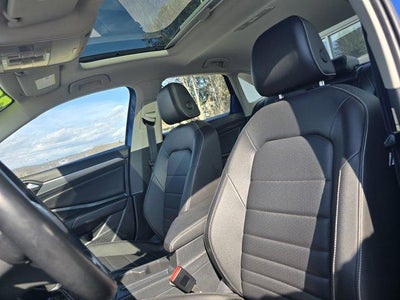 2022 Volkswagen Jetta SE Auto