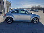 2012 Volkswagen Beetle 2dr Cpe Auto 2.5L PZEV