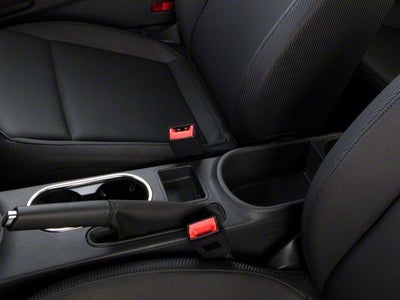 2012 Volkswagen Beetle 2dr Cpe Auto 2.5L PZEV