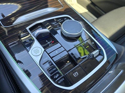 2026 BMW X7 xDrive40i Sports Activity Vehicle