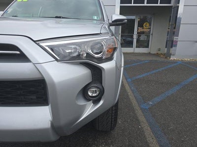 2022 Toyota 4Runner SR5 Premium 4WD (Natl)