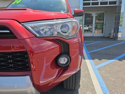 2024 Toyota 4Runner TRD Off Road 4WD (Natl)
