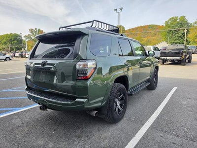 2022 Toyota 4Runner Trail Special Edition 4WD (Natl)