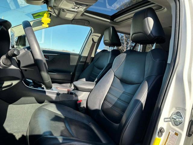 2019 Toyota RAV4 Limited AWD (GS)