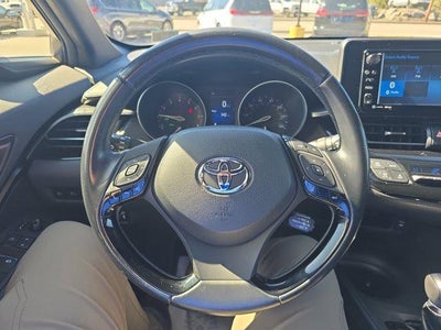 2018 Toyota C-HR XLE Premium FWD (Natl)