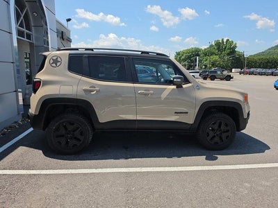 2017 Jeep Renegade Deserthawk 4x4 *Ltd Avail*
