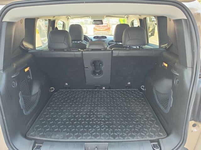 2017 Jeep Renegade Deserthawk 4x4 *Ltd Avail*