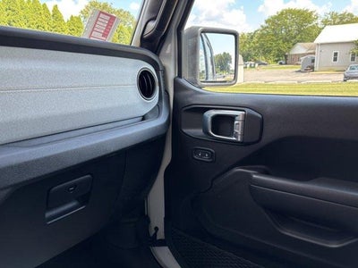 2025 Jeep Wrangler Willys 4 Door 4x4